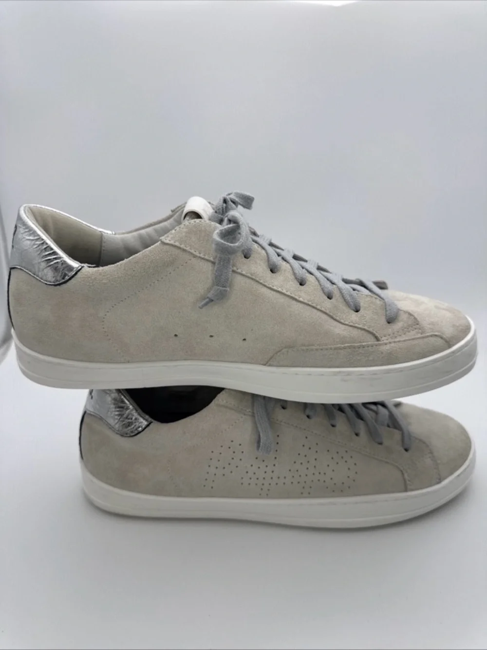 P448 John Shoes Womens 42 / 11 Silver White Low Top Lace Up Casual Sneakers - Picture 8 of 16